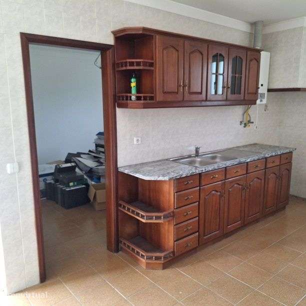 Excelente local habitacional-38