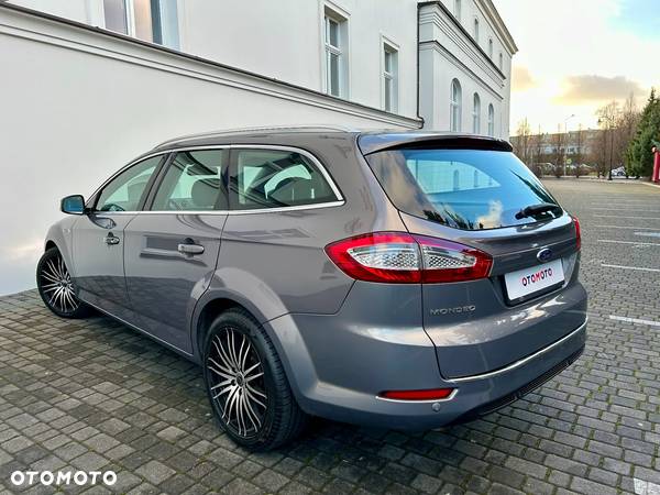 Ford Mondeo 2.0 TDCi Platinium X Plus (Titanium) - 4