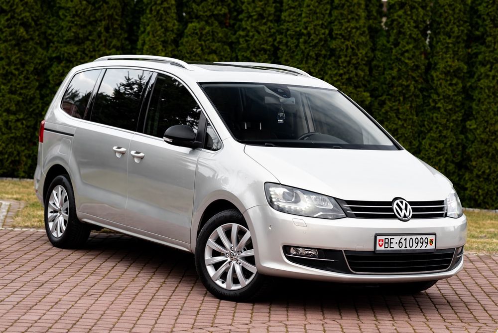 Volkswagen Sharan II 2.0 TSI DSG Highline 2012