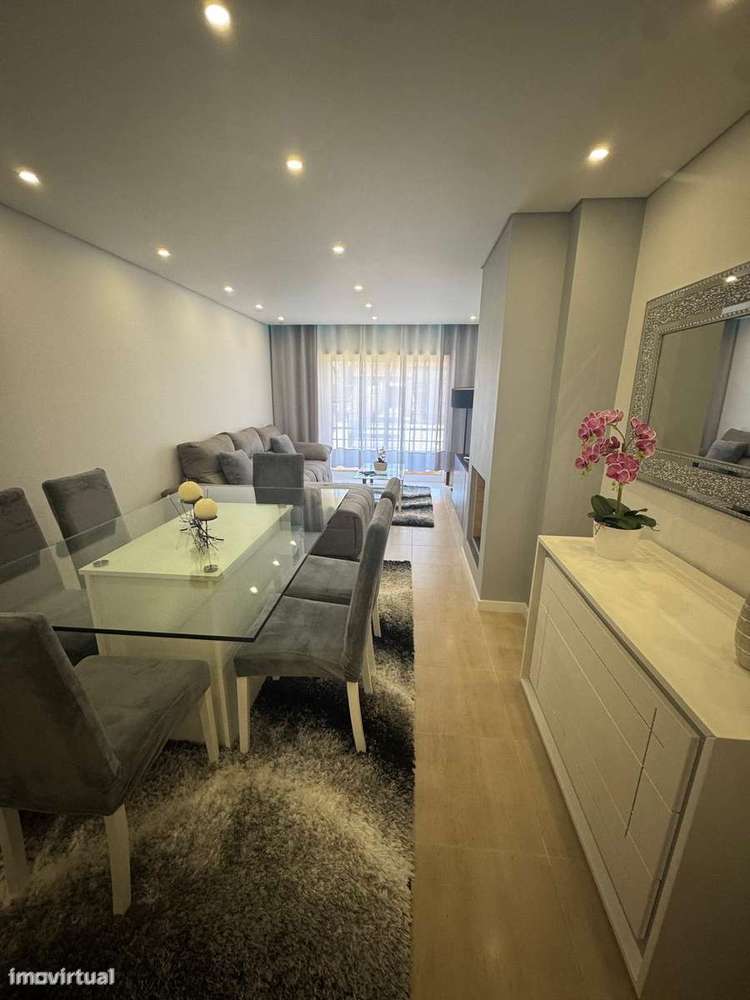 Apartamento T 3 em bom estado próximo Praia vila Cha-10