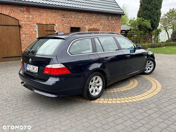 BMW Seria 5 520d Touring Special Edition - 10