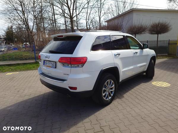 Jeep Grand Cherokee - 3