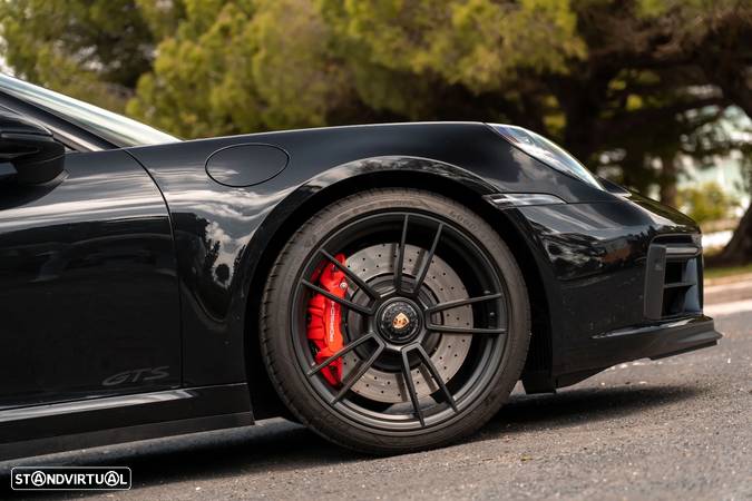 Porsche 992 Carrera Cabrio GTS PDK - 8