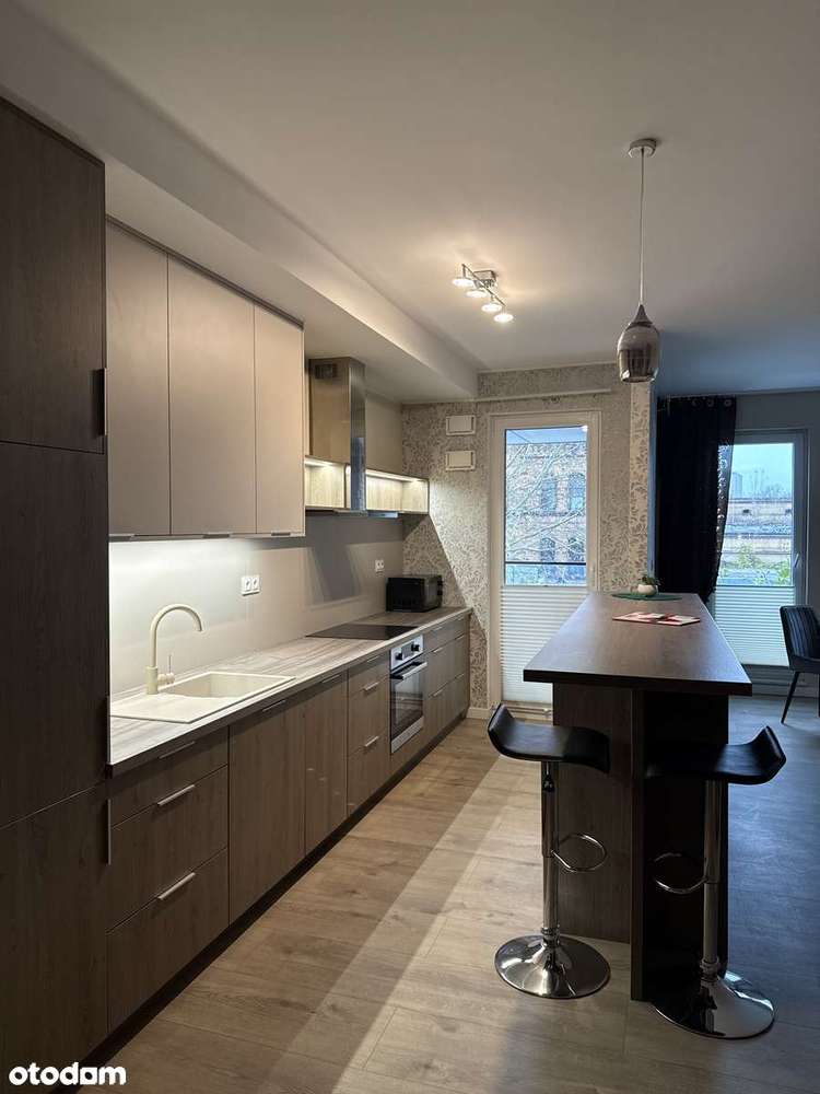 Wyposażona, przestronna kawalerka na ul. Garbary - Pełny obrazek: 1/5