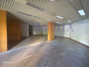 Loja com 261,50m2 no coração de Lisboa, freguesia do Areeiro - Grande imagem: 4/24