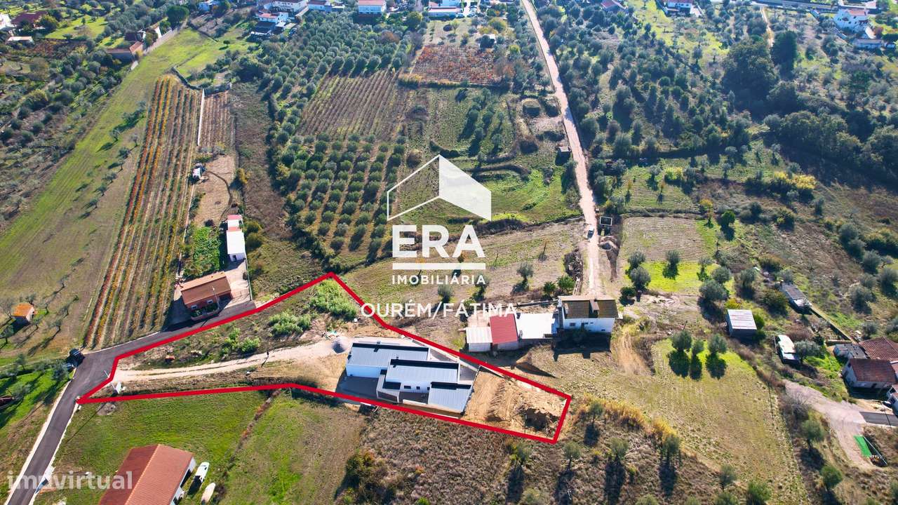 Moradia T4, térrea, em fase final de construção - Grande imagem: 2/26