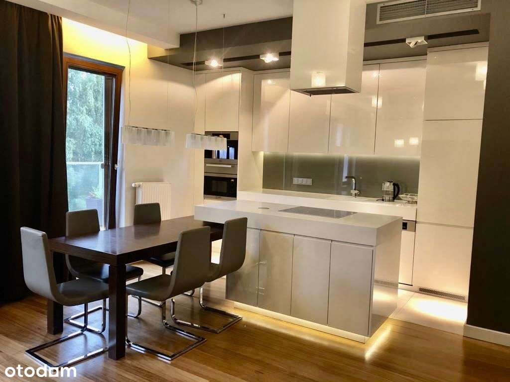 Ekskluzywny apartament z widokiem na park