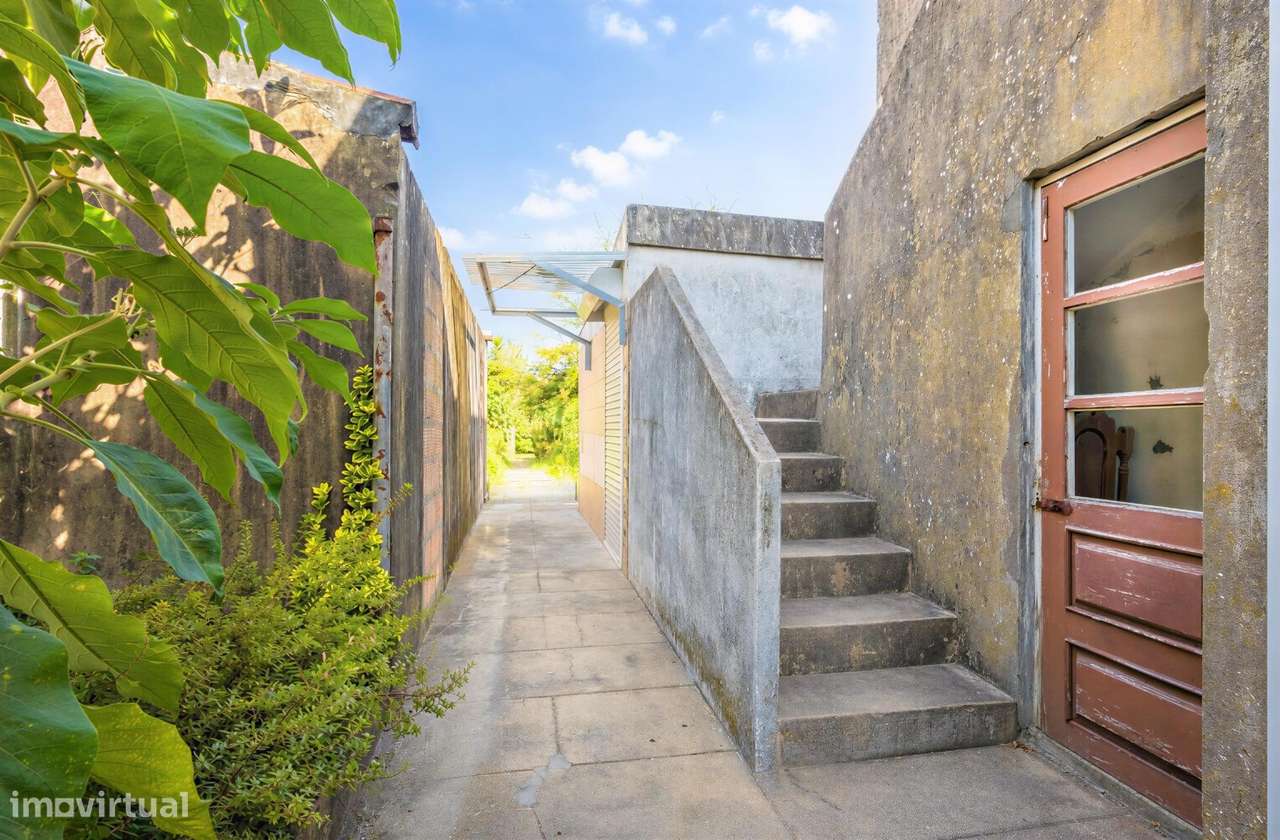 Casa Bifamiliar na Senhora da Hora | 185 m2 | Terreno com Cerca de...-22