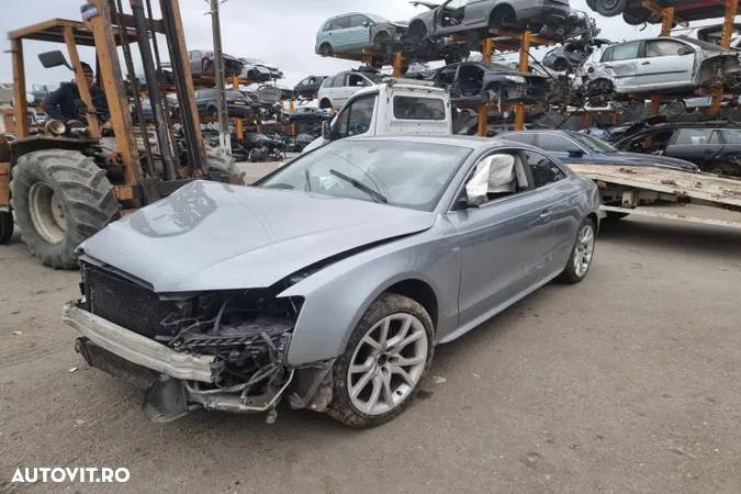 Dezmembrez  Audi A5 motor 2.0tdi CAHA  kit pornire dezmembrari piese usa portiera stanga dreapta fata - 1