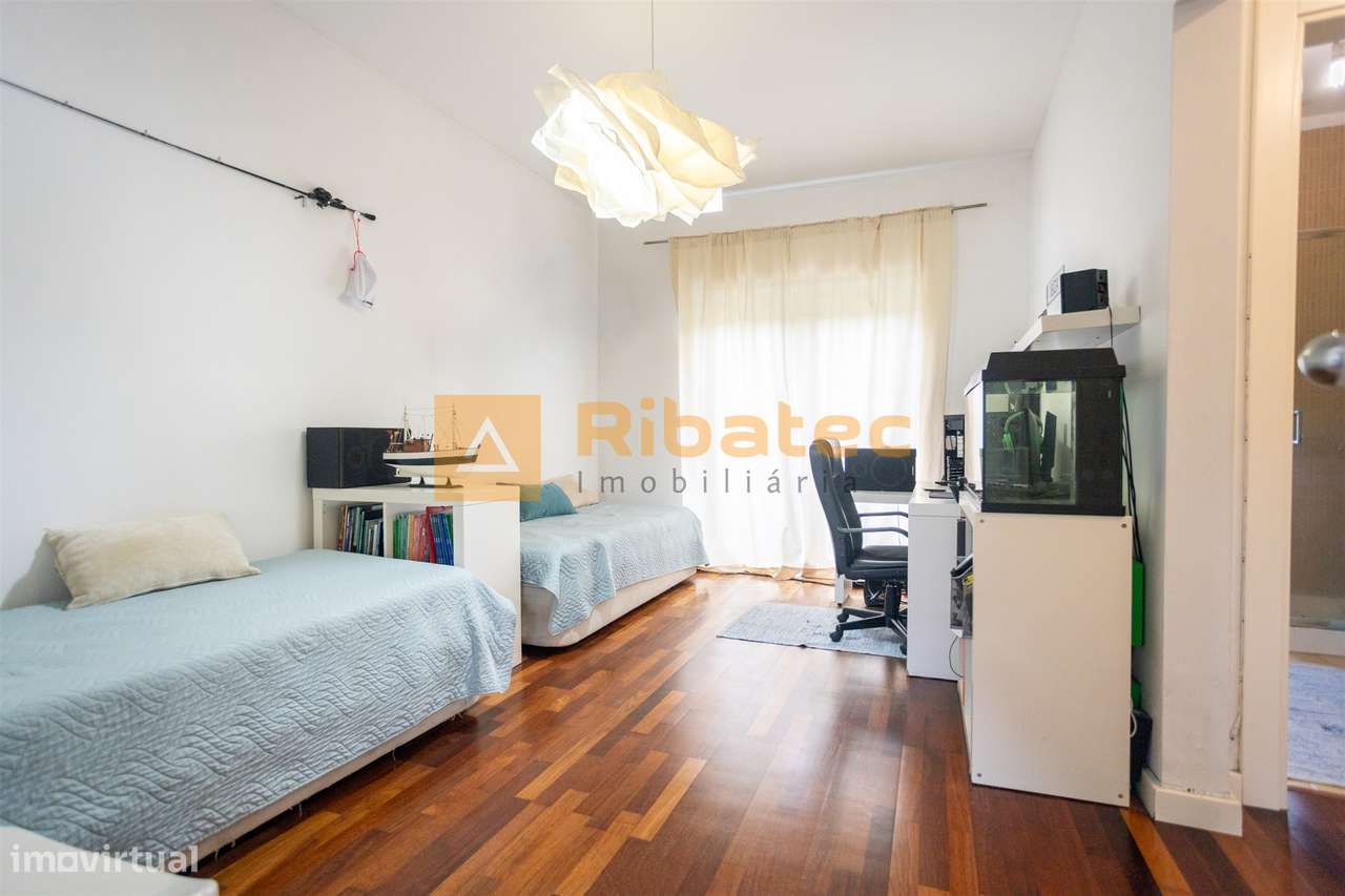 Quinta única localizada na Fajarda-12