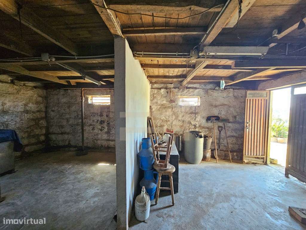 Moradia para Restauro em Mouquim-8