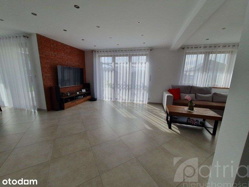 Wykończony dom wolnostojący w Dobrej - Pełny obrazek: 5/20