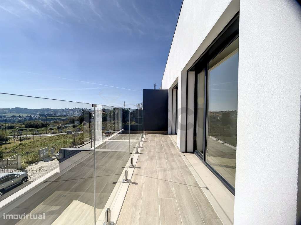 Moradia T3 + 1 Banda | Essencia Village - Pêra | Exclusivo - Grande imagem: 2/100