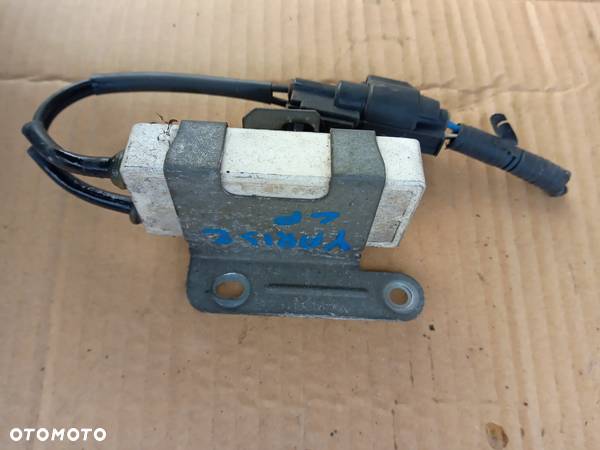 Toyota Yaris I II 99-11 sterownik wentylatora modul - 4