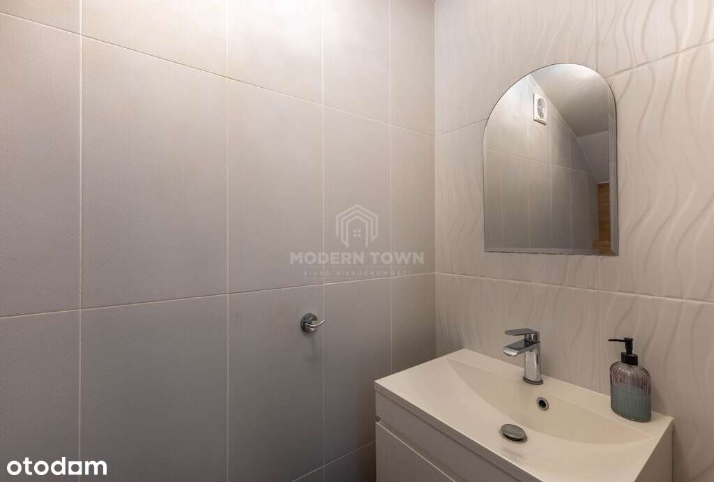 Atrakcyjny Segment Dwupiętrowy w Zgorzale-7