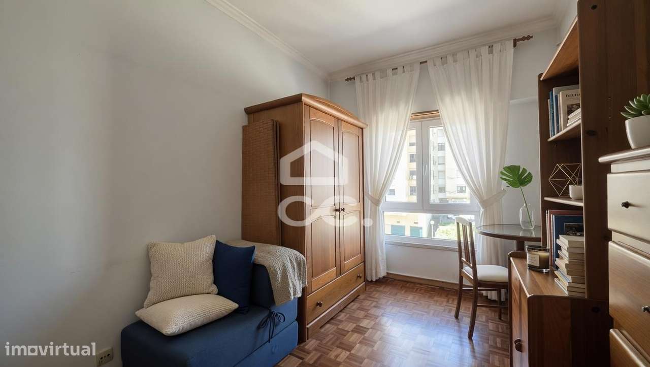 Apartamento T3 com Vista Cidade em Agualva e Mira-Sintra-11
