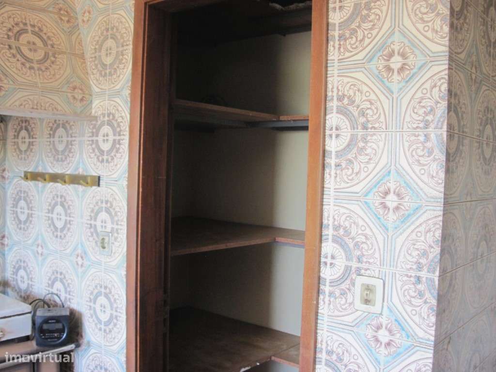 Moradia Térrea T3 com Garagem e Amplo Logradouro - Centro do Samouco-18