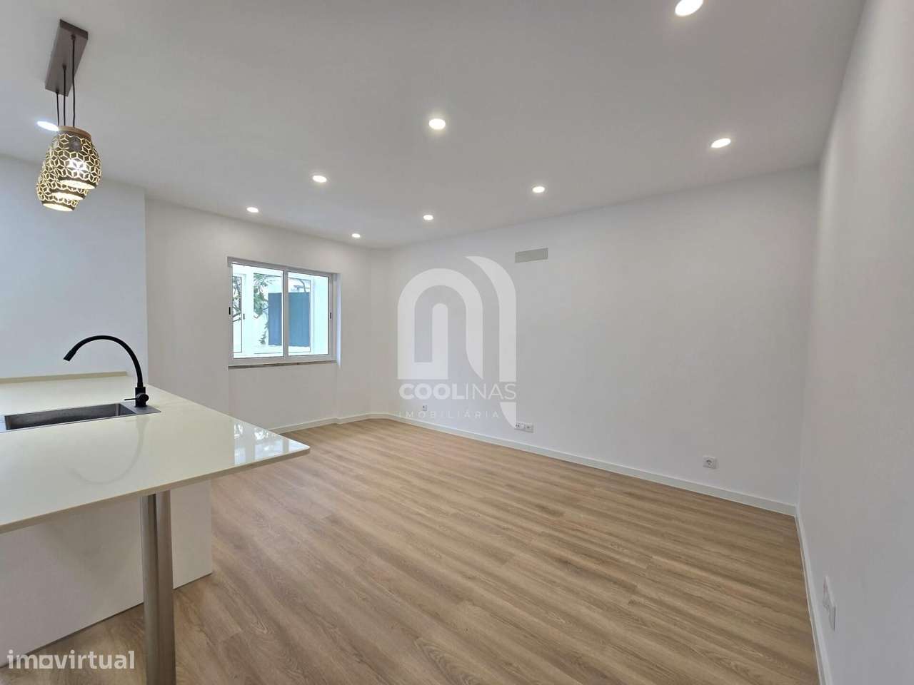 Apartamento T3 Renovado, com logradouro, Cruz de Pau-9