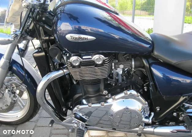 Triumph Thunderbird - 5