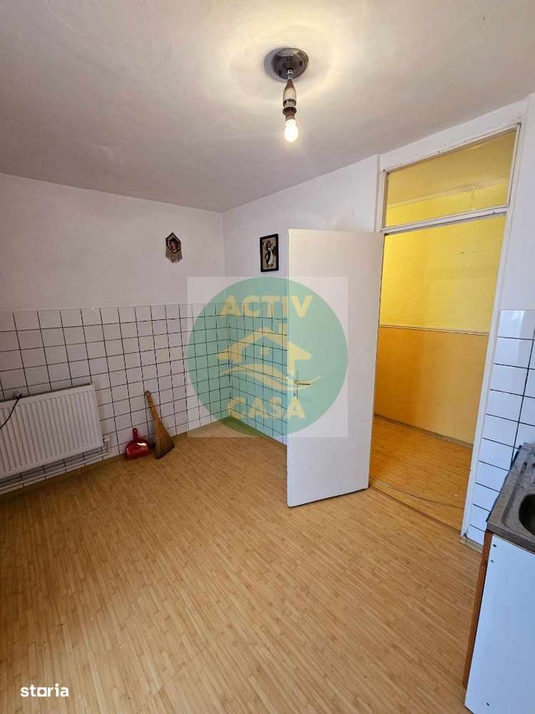 Apartament 2 camere, etaj 3, decomandat - Imagine principală: 3/7