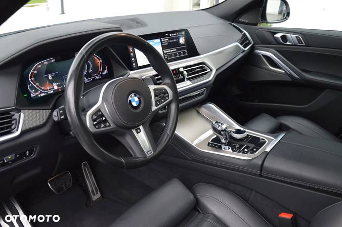 BMW X6 xDrive30d mHEV - 17