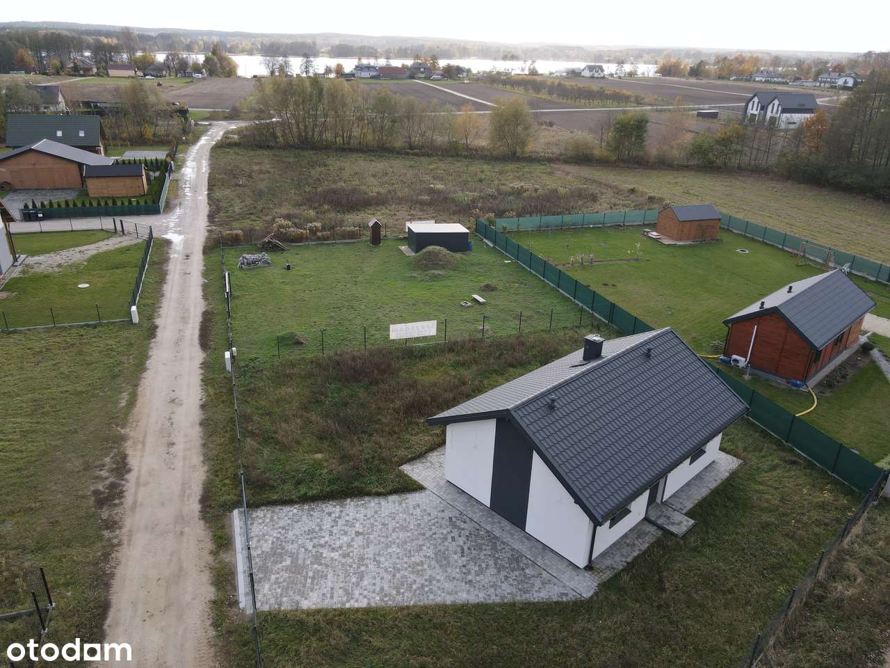 Dom nad Jeziorem Białym – wyjątkowa okazja cenowa-7