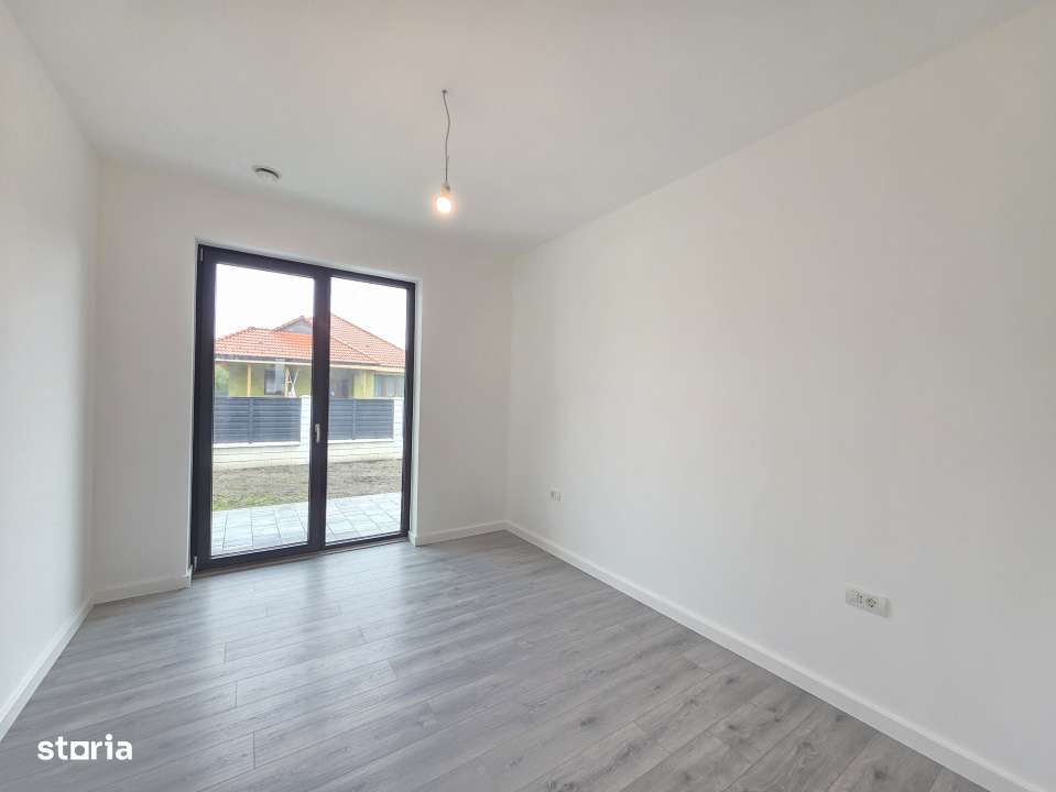 Casa individuala cu patru camere NZEB, teren 600mp, Halchiu-11