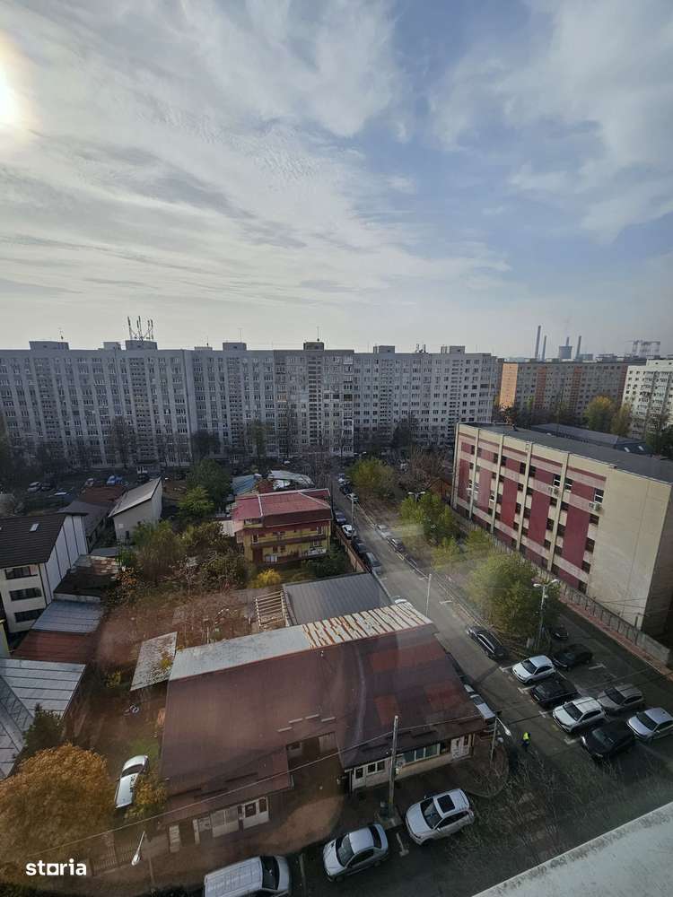 74 mp, 3 camere, 2 băi, 2 balcoane – 8 min până la metrou - comision 0-11