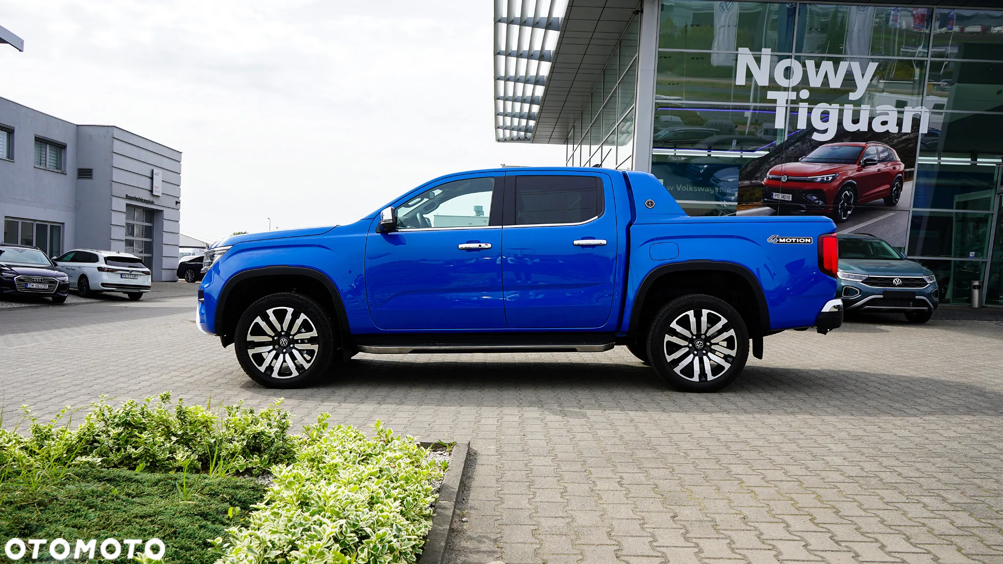 Volkswagen Amarok 3.0 V6 TDI 4Mot Aventura - 8