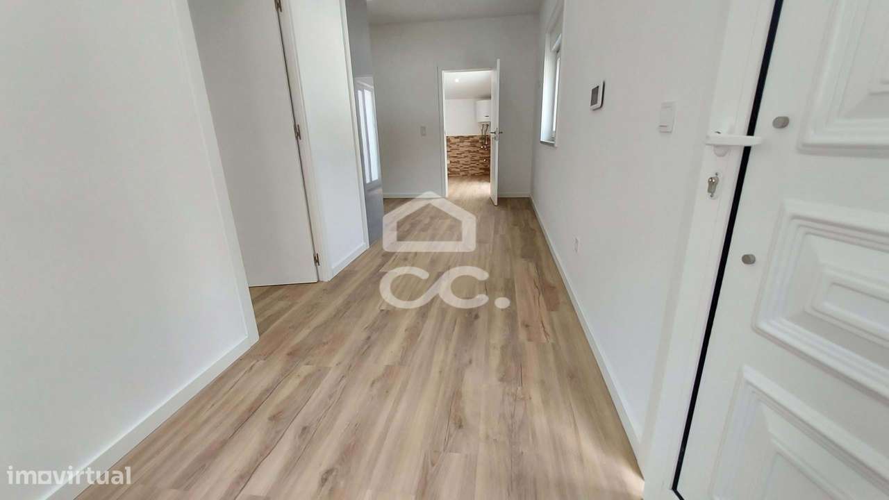 Moradia T1 Renovada em Rio Tinto – Conforto, Tranquilidade e Estilo! - Grande imagem: 5/15