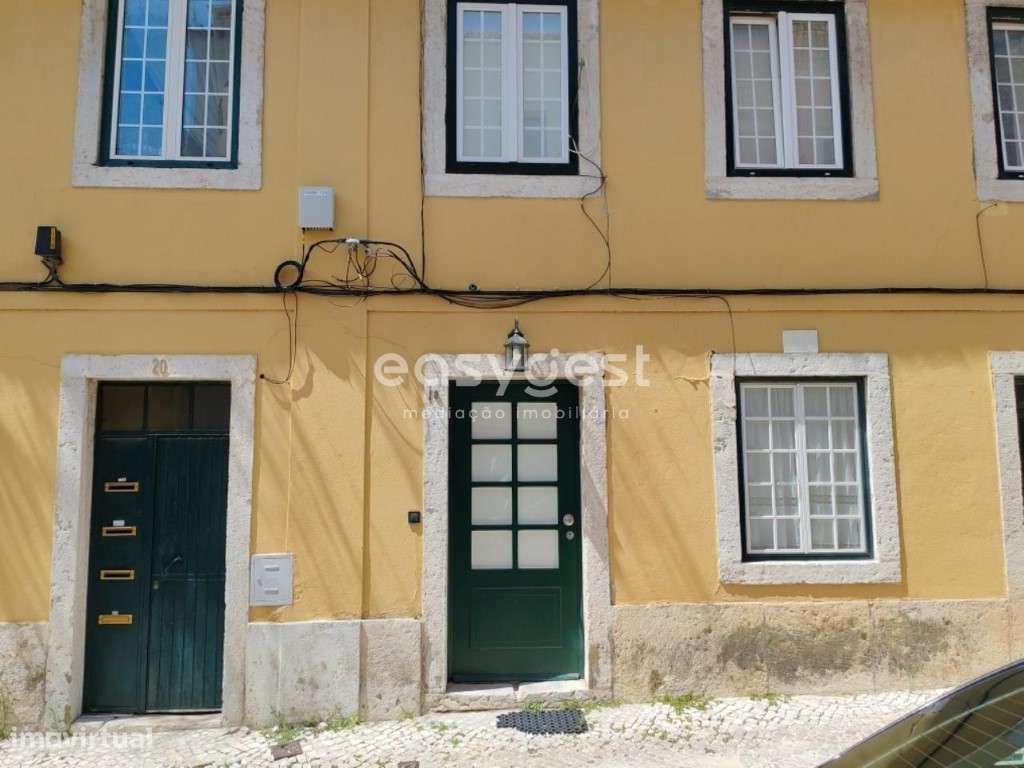 Apartamento T2 duplex totalmente remodelado na Tv. da Paz - Lapa - Grande imagem: 3/27