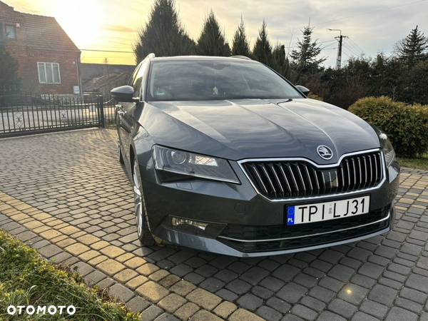 Skoda Superb Combi 2.0 TDI 4x4 DSG Style - 3