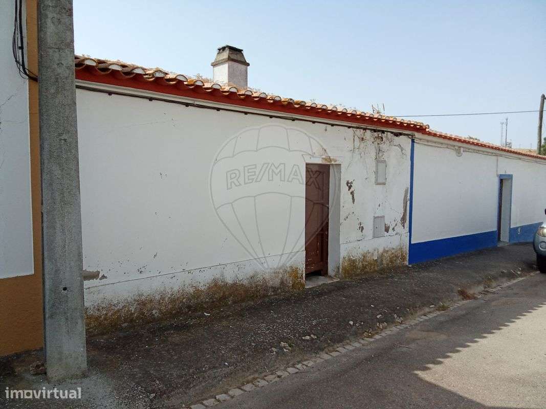 Moradia T2 para venda - Grande imagem: 2/30