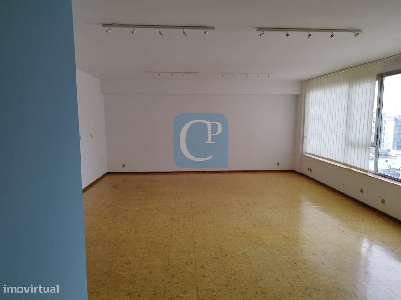 Escritório com  45 m² em Faria Guimarães, Paranhos - Grande imagem: 4/14