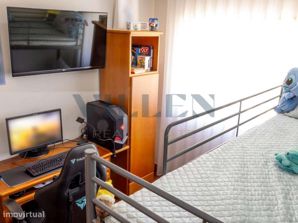 Apartamento T2 com Sótão e Garagem Fechada em Vila do Conde-16