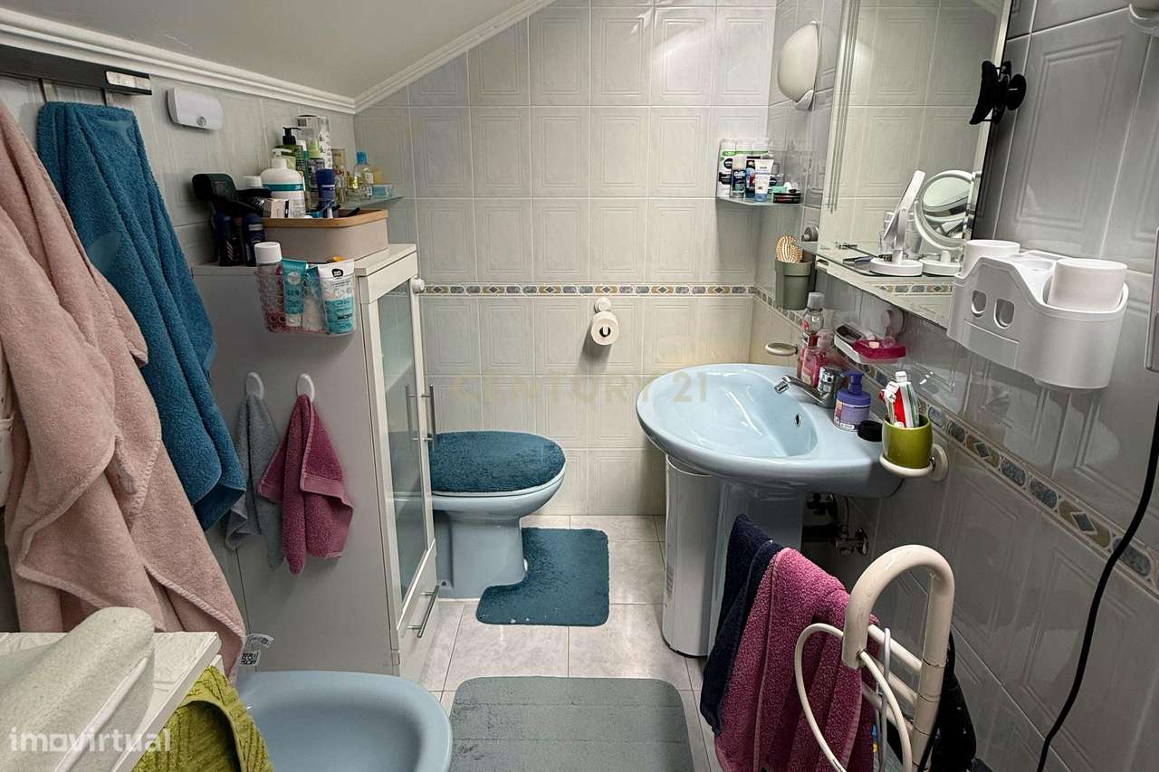 4 Apartamentos T1 + 3 Lugares de Garagem na Zona do Príncipe Real no C - Grande imagem: 4/46