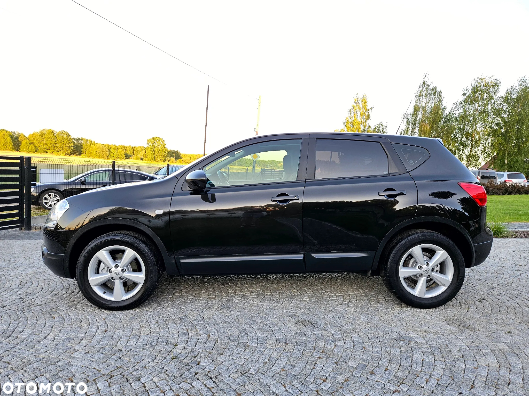 Nissan Qashqai 1.5 dCi DPF tekna - 4