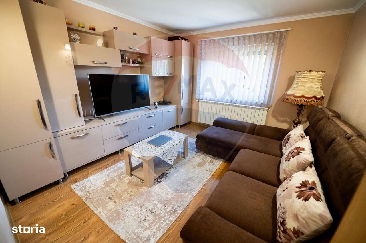 Casă / Vilă cu 5 camere de vânzare cu teren 2687mp in Madaras-19