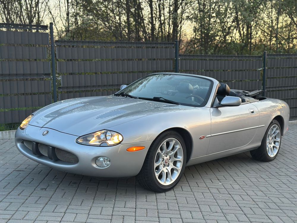 Jaguar XK 2001