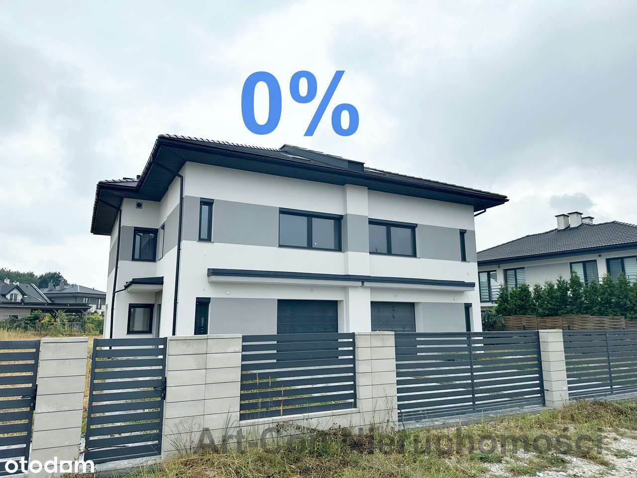 Bliźniak 160m2 + poddasze 40m2 + działka 554m2-0