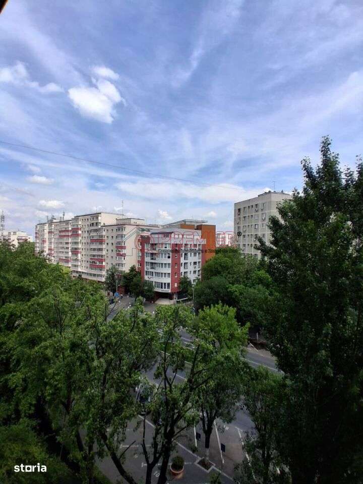 Vand 3 Camere Alexandru Obregia