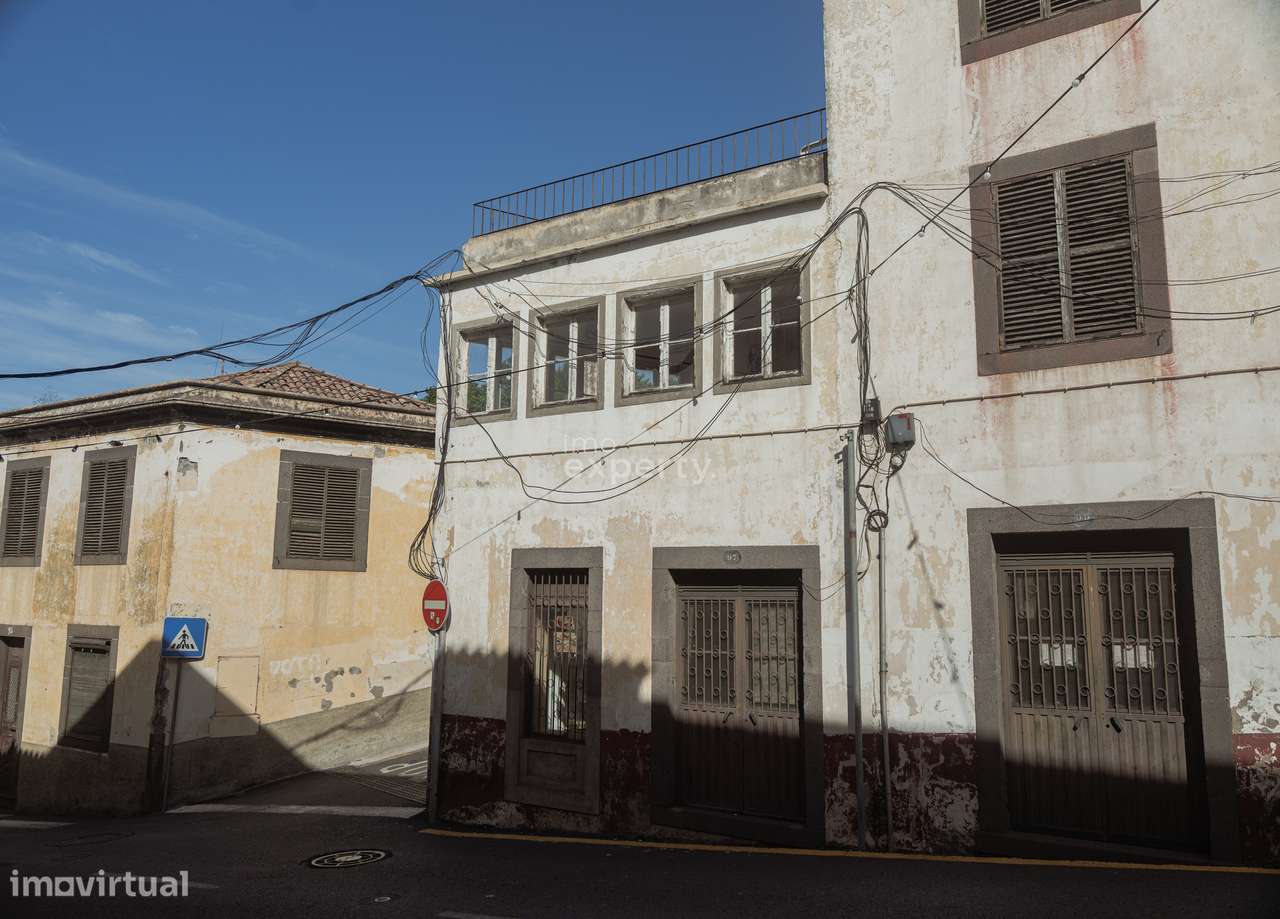 Edifício histórico com projeto aprovado no coração do Funchal-8