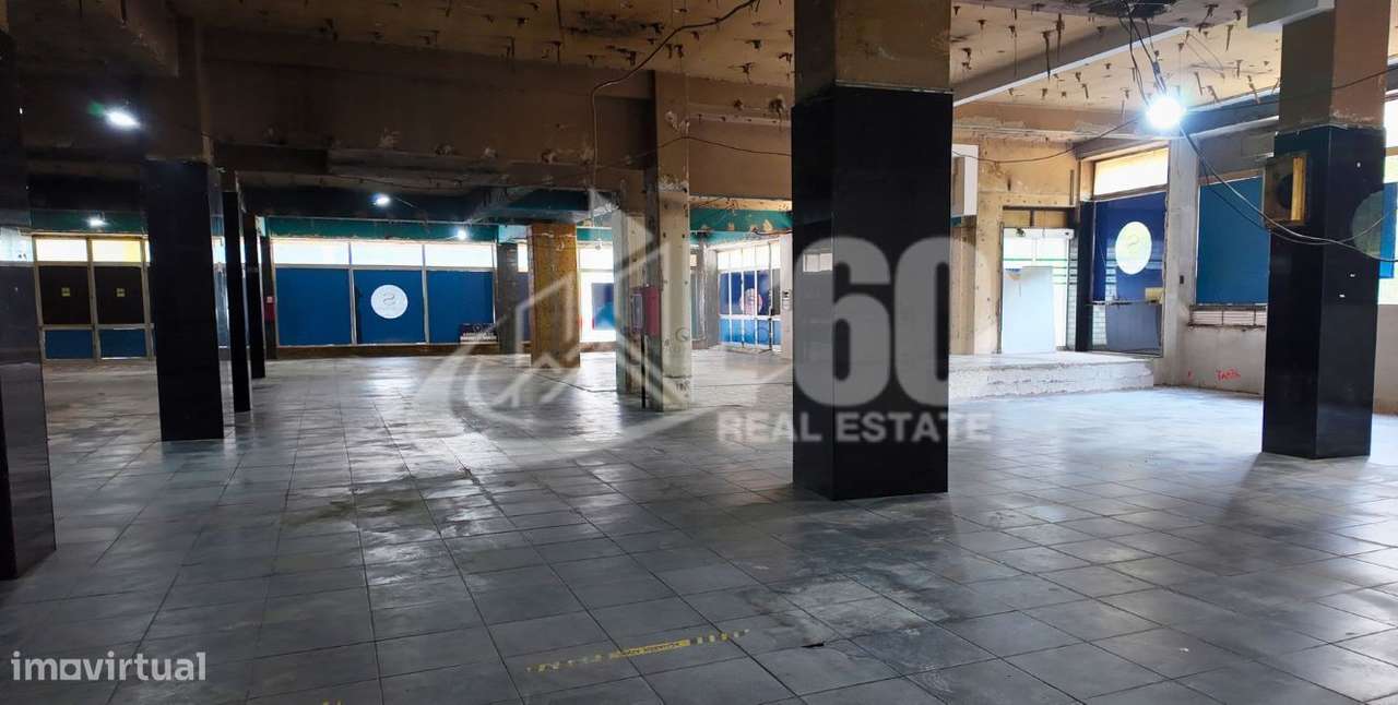 ESPAÇO COMERCIAL PARA ARRENDAR CENTRO PORTO - Grande imagem: 5/7