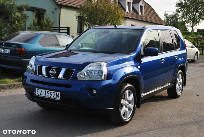 Nissan X-Trail 2.0 dCi 4x4 DPF Automatik I-Way - 1