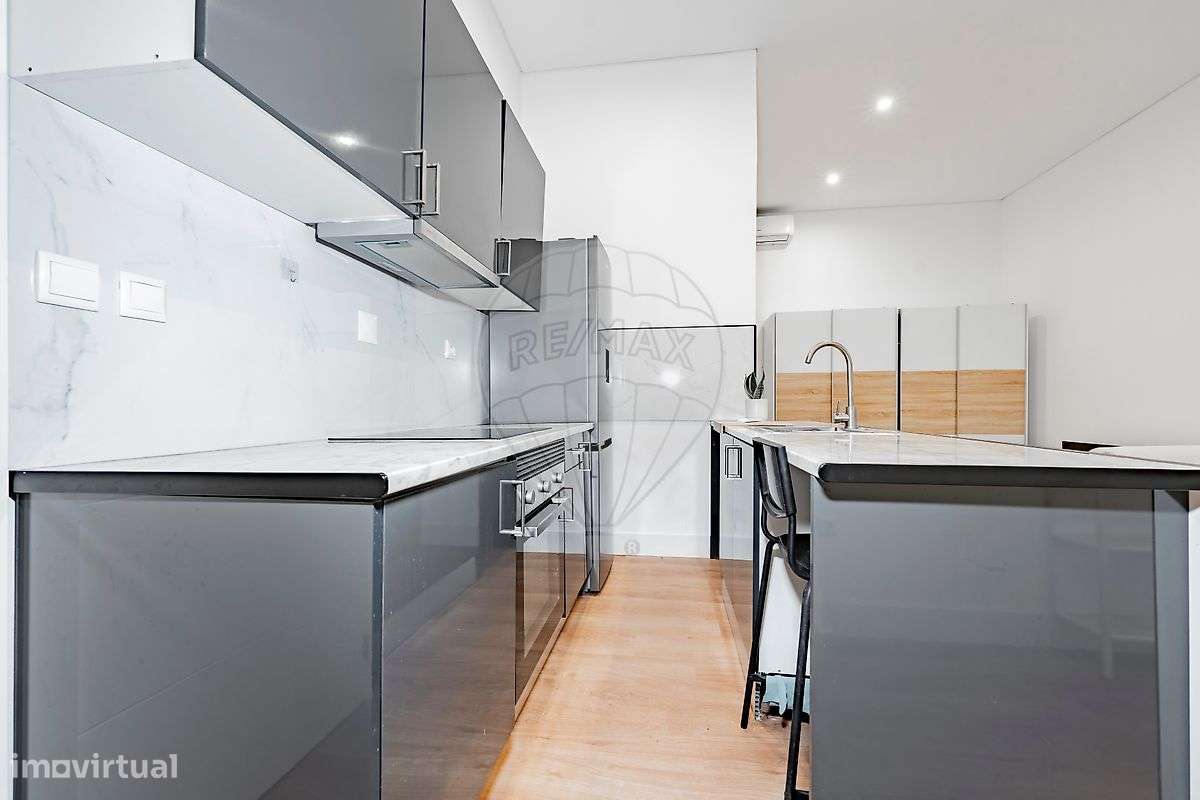 Apartamento T0 para venda na Rua do Caires, Braga-2