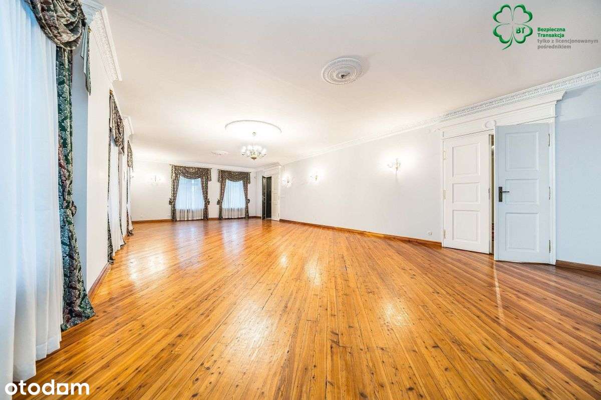 Gola,dostojny pałac,niewykłe - Pełny obrazek: 4/20