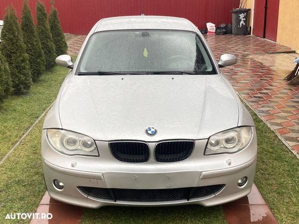 BMW Seria 1 120d - 14