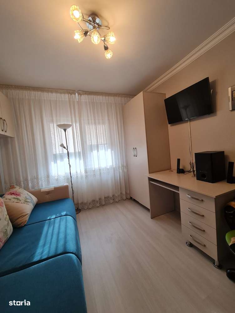 Vanzare apartament 3 camere dec in Galati, Sid-Vest, parter cu gradina-4