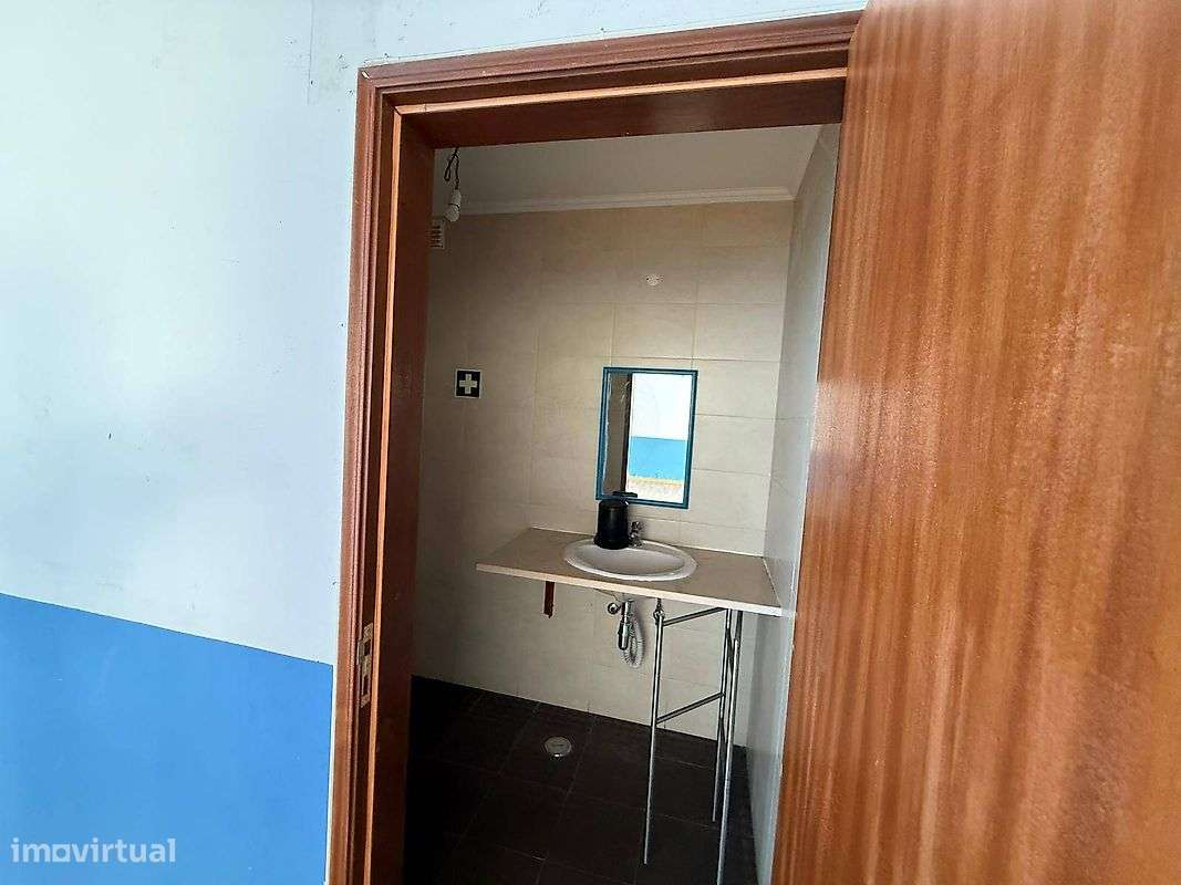 Loja  para arrendamento - Grande imagem: 5/12