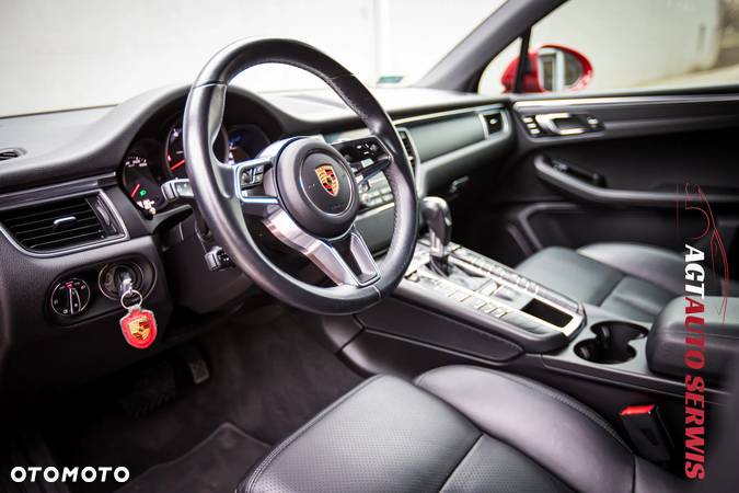 Porsche Macan Standard - 17